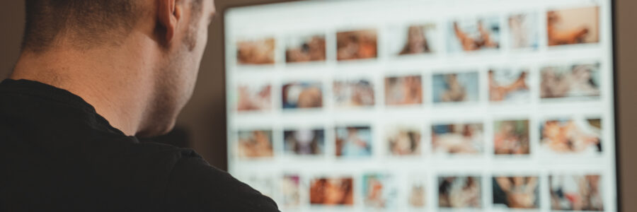 OLG Stuttgart: Besitz von Kinderpornografie in reiner Textform ist nicht strafbar