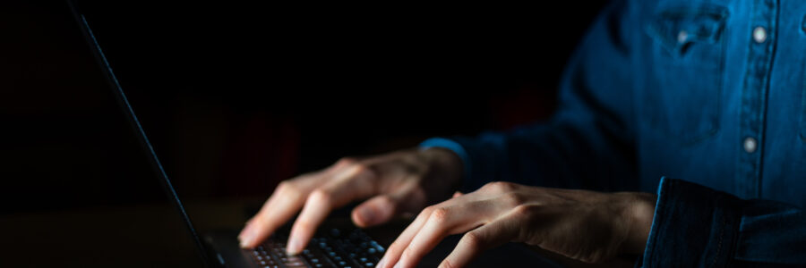 Kinderpornografie im Strafrecht: § 184b StGB im Überblick