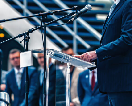 Politikerbeleidigung: Strafbarkeit, § 188 StGB und aktuelle Debatte